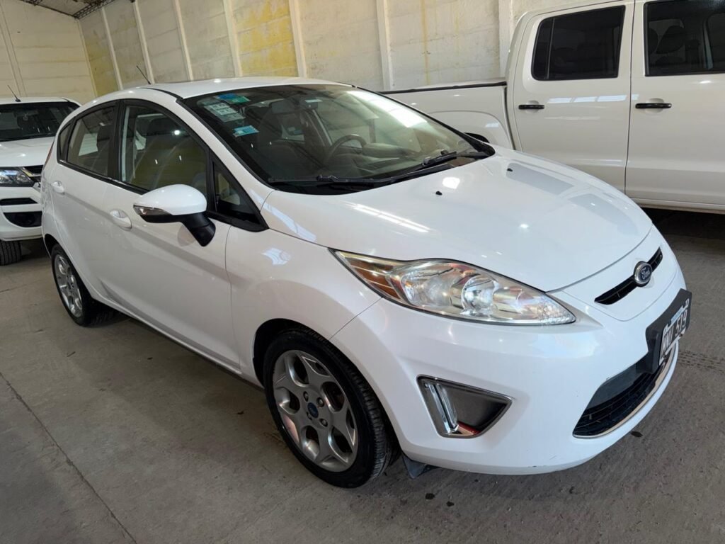 Ford Fiesta Kinetic Titanium Full 1.6 2012