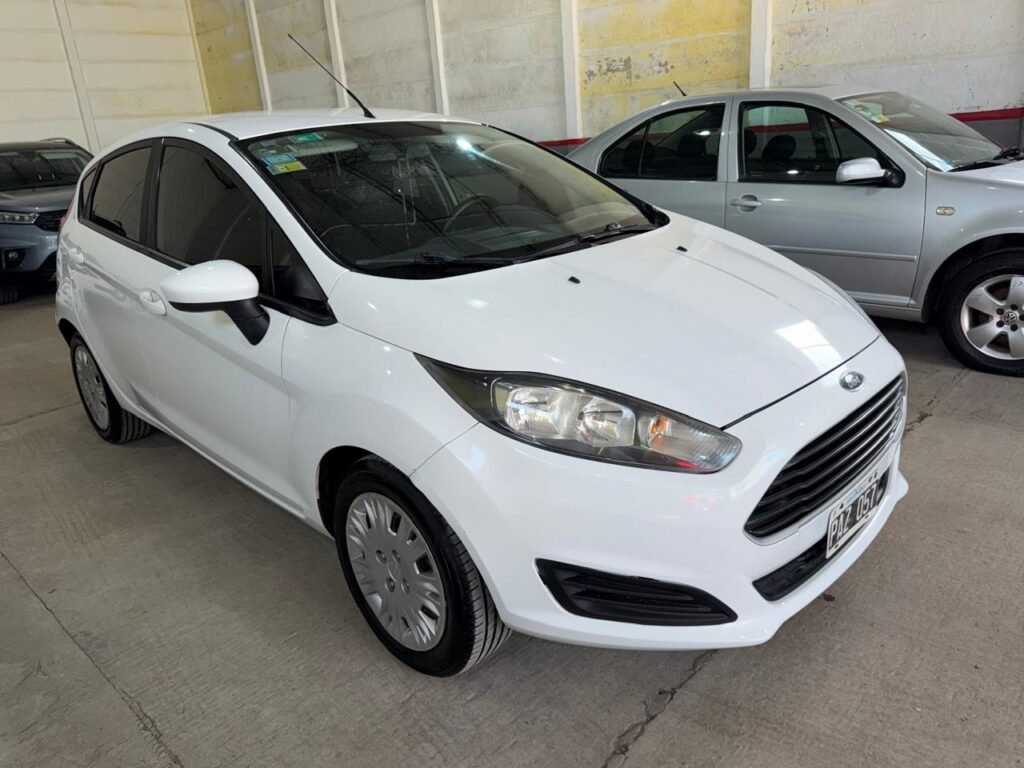 Ford Fiesta Kinetic S 1.6 2014