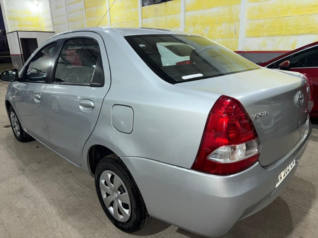 Toyota Etios 1.5 2016