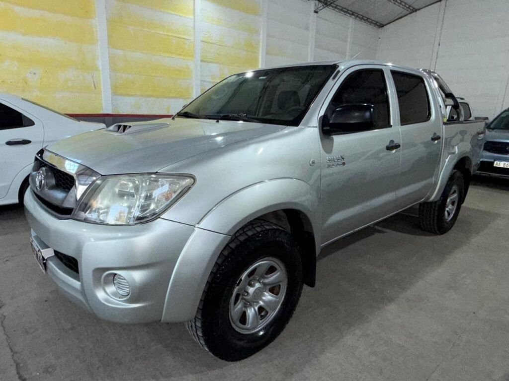 Toyota Hilux SR 3.0 2010