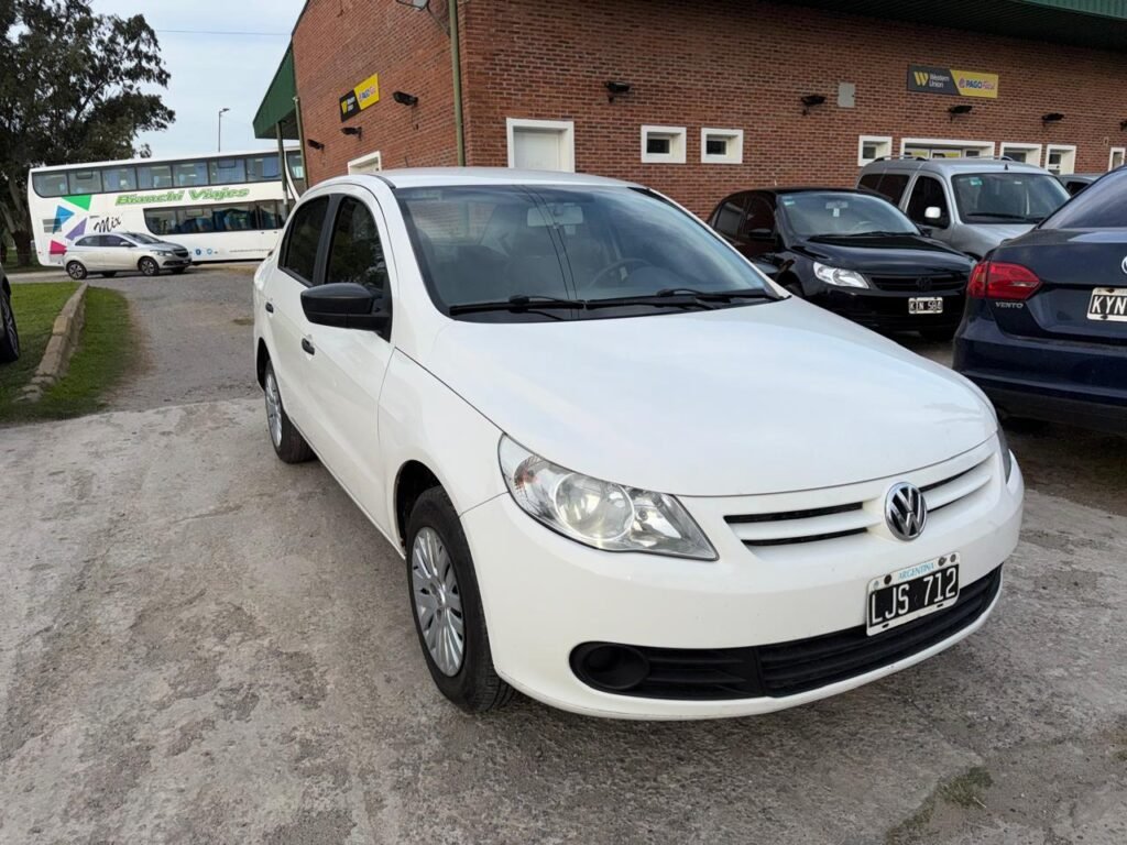 Volkswagen Voyage 1.2 2012
