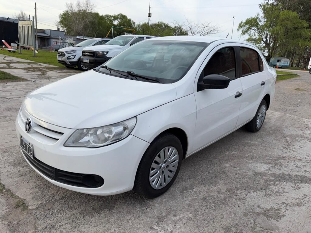 Volkswagen Voyage 1.2 2012
